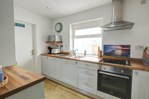 Photo 6- click for photo gallery